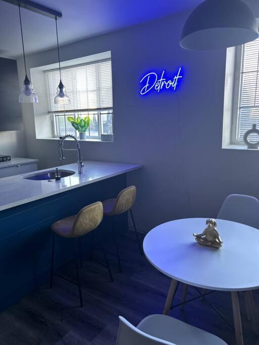 Modern Loft!/Free Parking/Long Stay Friendly! Детройт Экстерьер фото