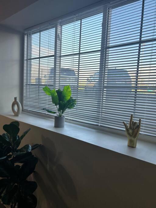Modern Loft!/Free Parking/Long Stay Friendly! Детройт Экстерьер фото