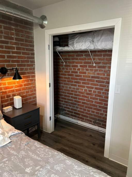 Modern Loft!/Free Parking/Long Stay Friendly! Детройт Экстерьер фото